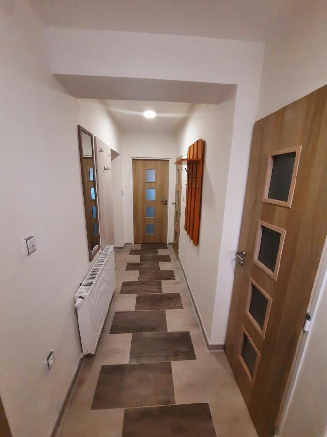 Apartman Sen Petrov Exterior foto
